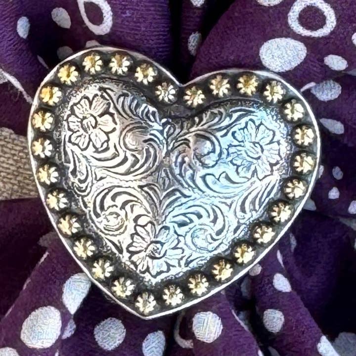 Concho Tørklæde Slide | Vintage Hjerte for engroshandel hos Last Chance Textiles