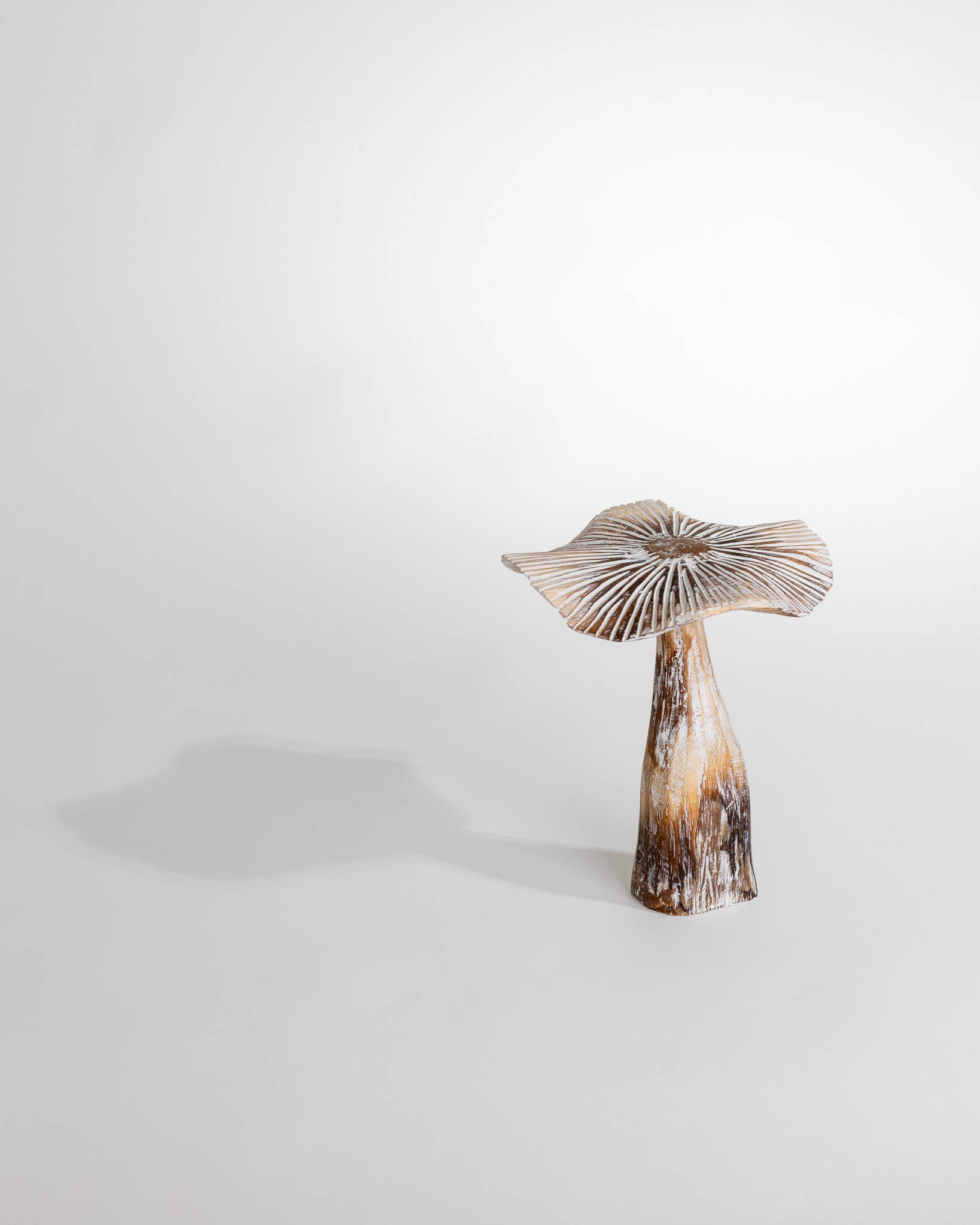 Cohasset Gifts - Wholesale Decorative Tabletop Object - 3pc Wood Mushroom set1