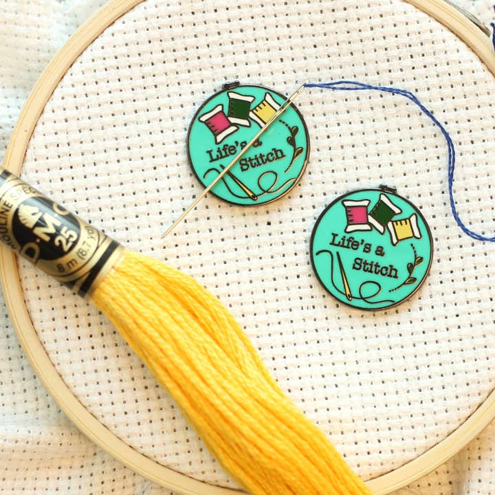 Snarky Crafter Designs - Wholesale Embroidery/Cross Stitch Supplies - Life's a stitch Magnetic Needle Minder