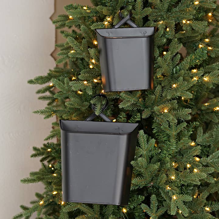Holiday Depot Inc. - Wholesale Bucket/Pail - 570611- Metal Wall Bucket-Black-9Hx6.5Wx2.25T-0/366