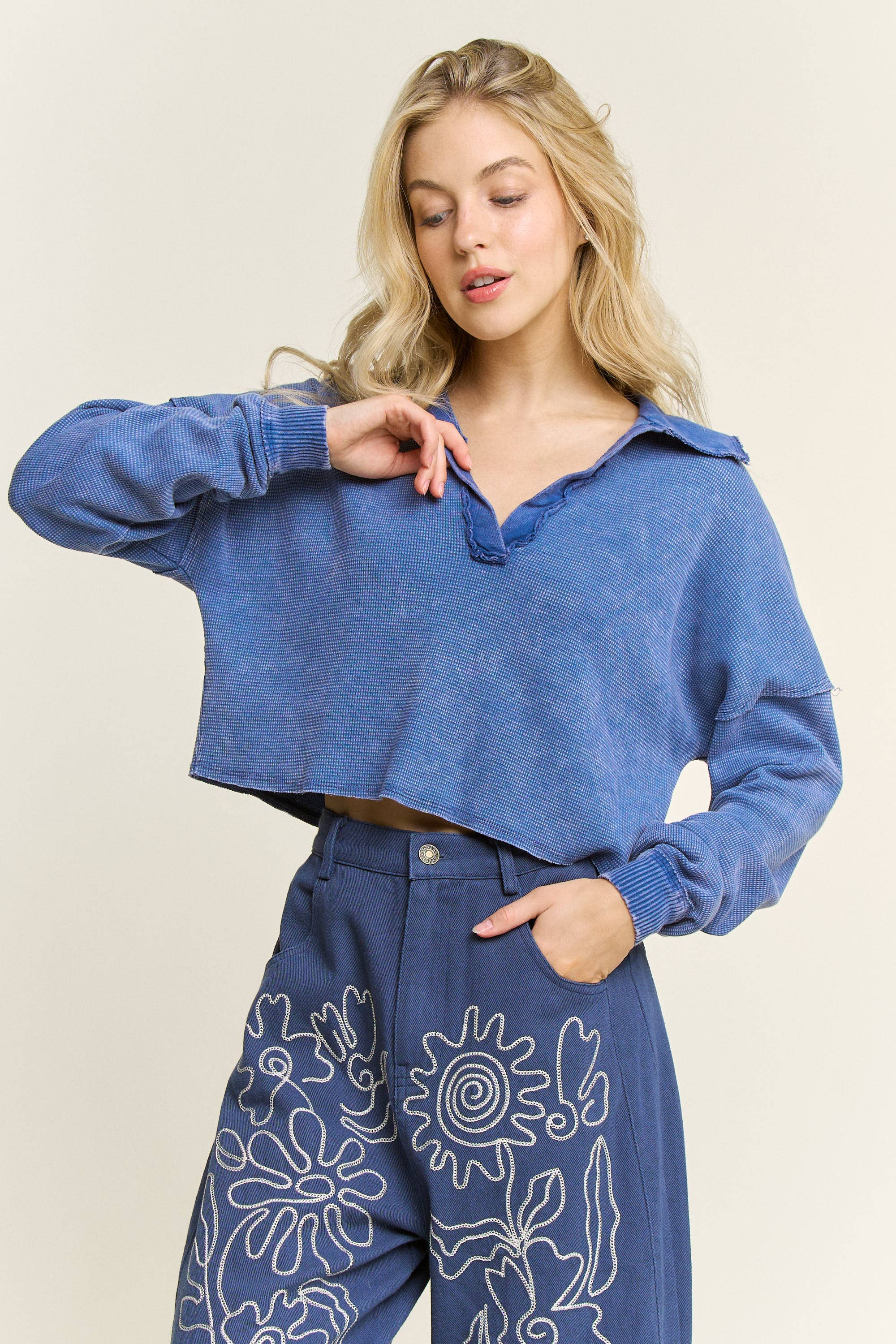 J.Her - Wholesale Knit Top - Women's - Mineral Wash Thermal V neck collar croptop GD4116T9