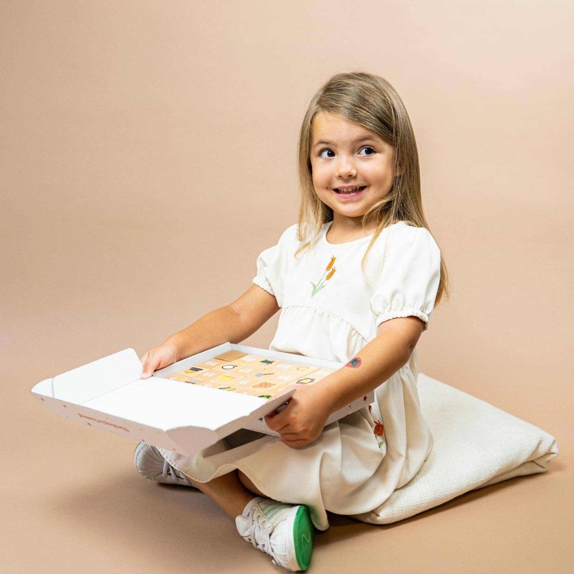 GoodKind - Wholesale Advent Calendar - Advent Blocks: Church Sample Set2