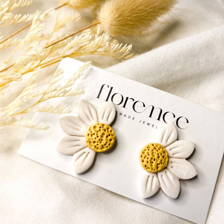 Florence Handmade Jewellery - Wholesale Stud/post earrings - Daisy Half Studs