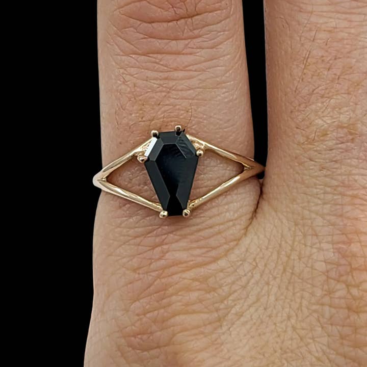 Black Coffin Rose Gold Engagement Ring (6x9) for wholesale by Inchoo bijoux inc