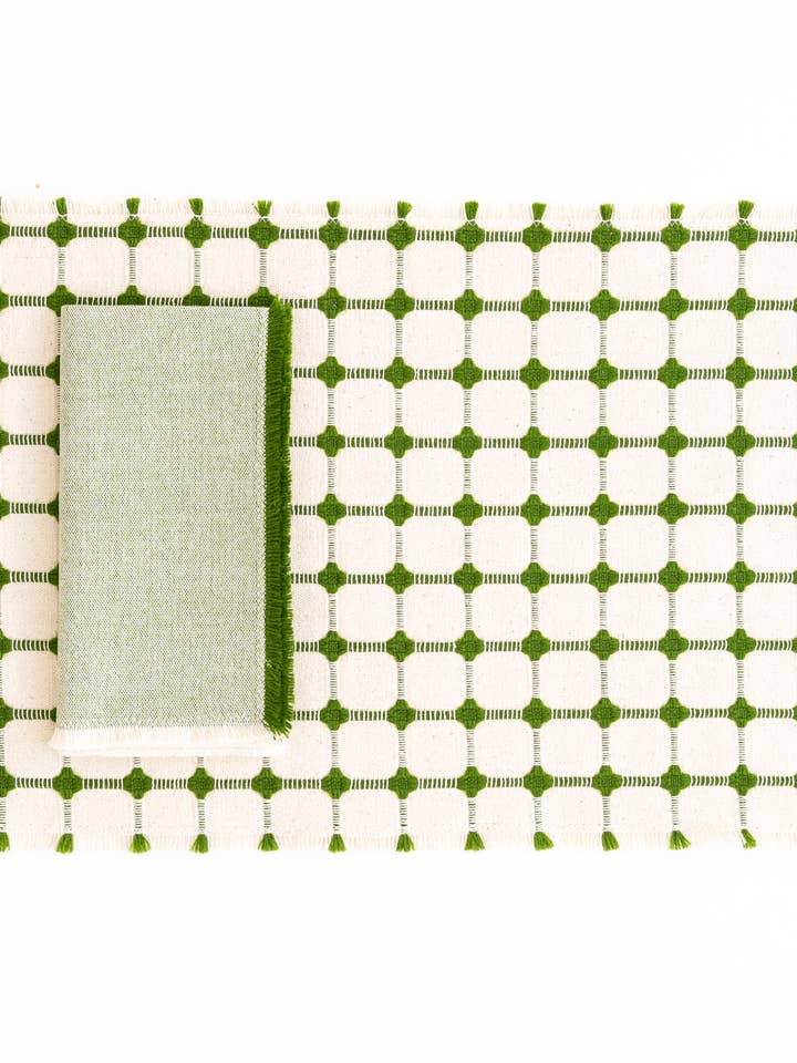 Virkad bordstablett med enkel frans - Set om 4 för wholesale av Dove and Donkey