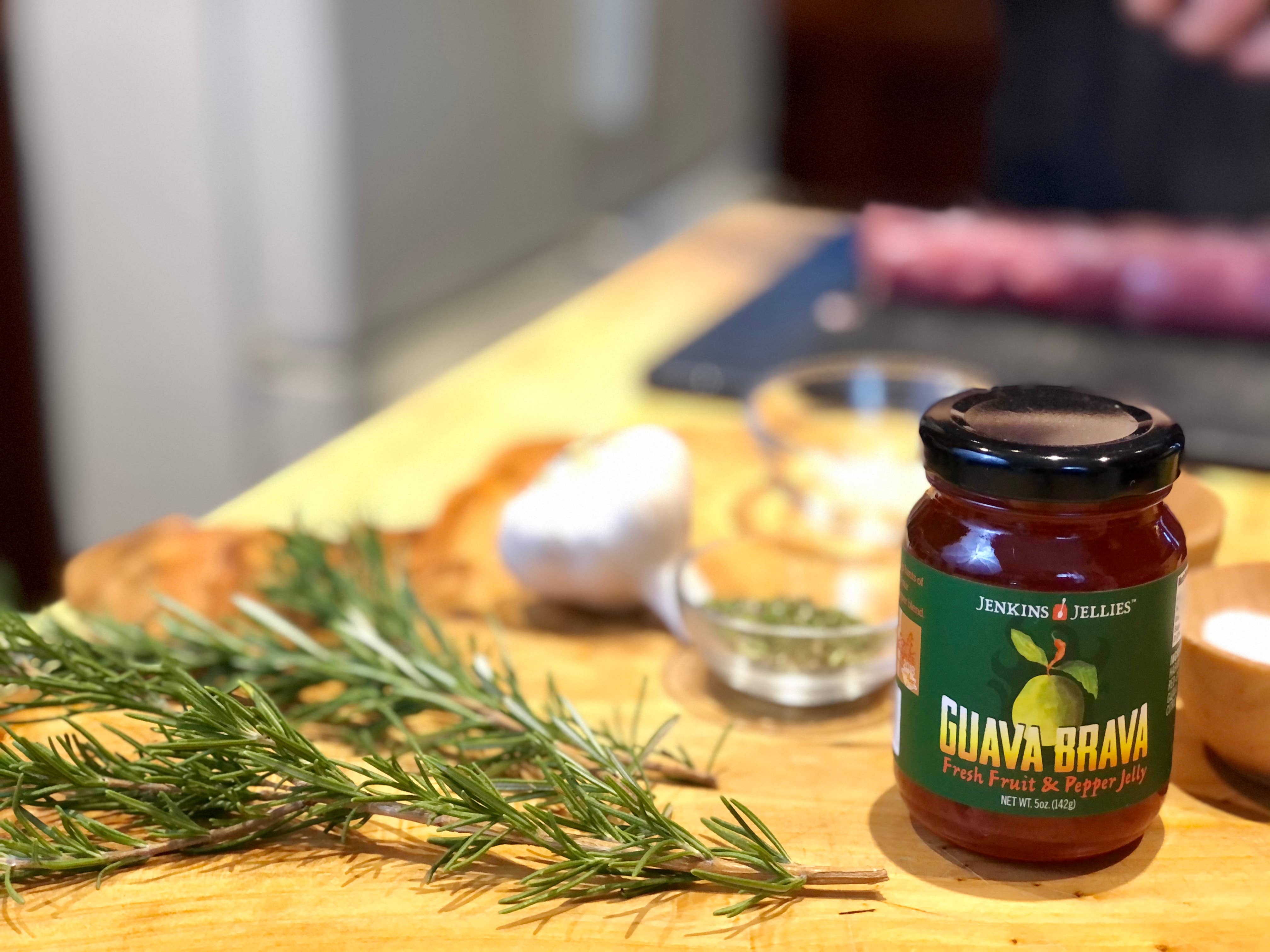 JENKINS JELLIES - Vendita all'ingrosso Marmellata/Gelatina - 5 oz Guava Brava Pepper Jelly3