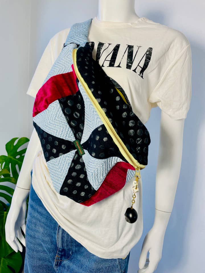 Banane Grunge pour la vente par Velvetnoon