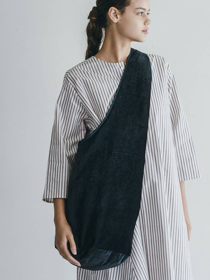 Sac Saachi Noir Antique pour la vente par Fog Linen Work