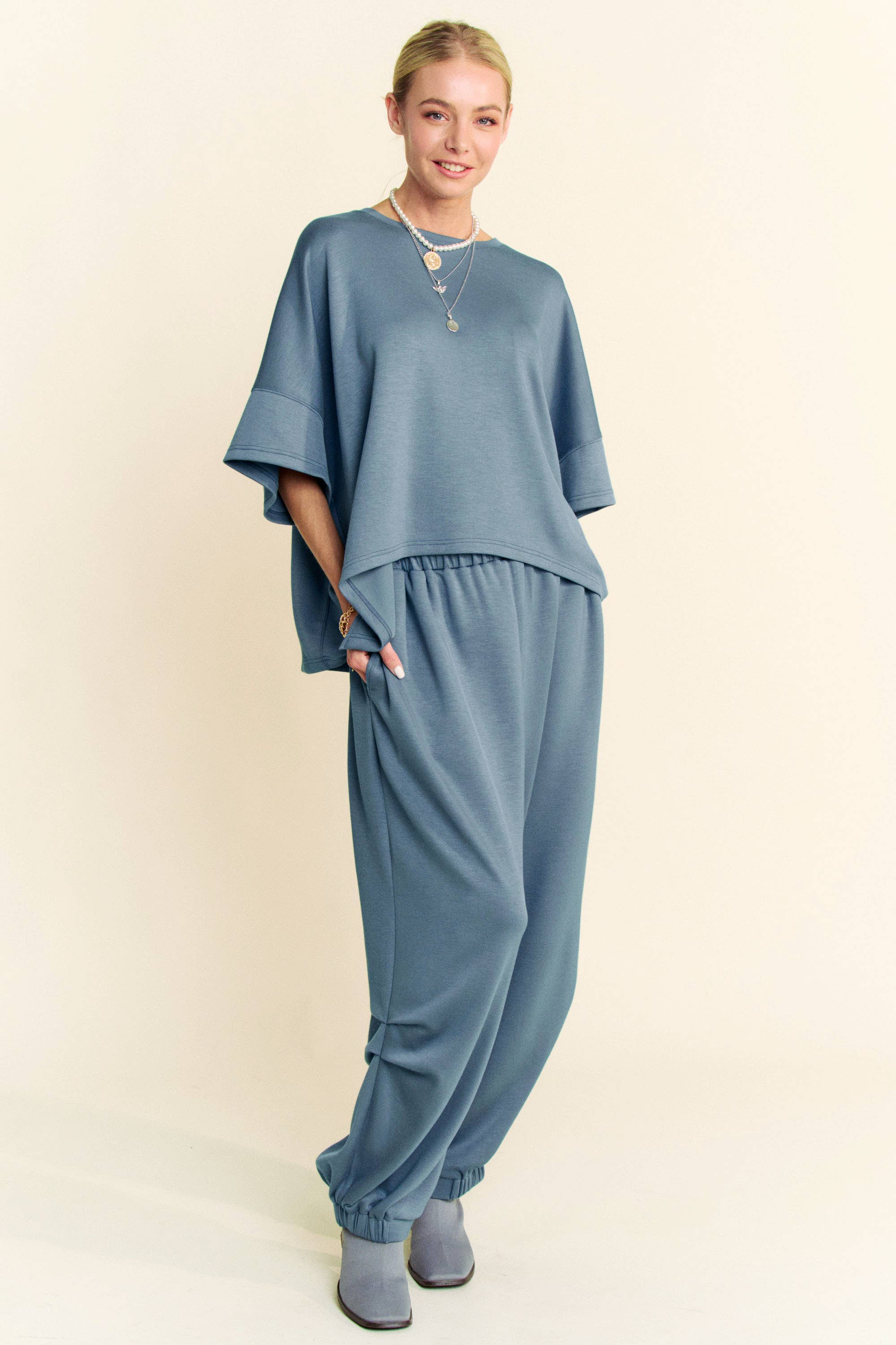 Davi & Dani - Wholesale Top & Pant Set (NOT Loungewear) - Women's - SOLID FLOWY TOP WITH ELASTIC WAIST BAND PANTS SET11