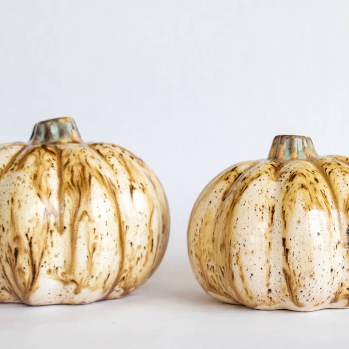 Prodigal Pottery - Wholesale Decorative Tabletop Object - Ceramic Pumpkin4