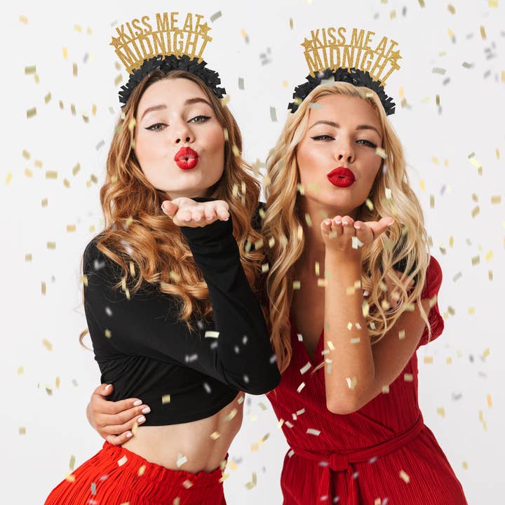Tiara de festa 'Beije-me à meia-noite' para Ano Novo por atacado de Festive Gal