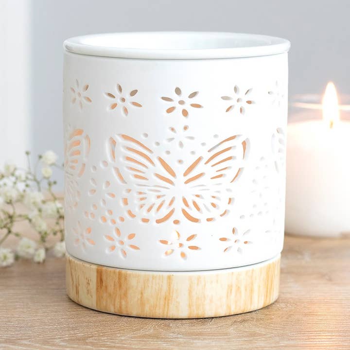 Fondoir à cire papillon à motif découpé blanc pour la vente par The Beehive Candle Company