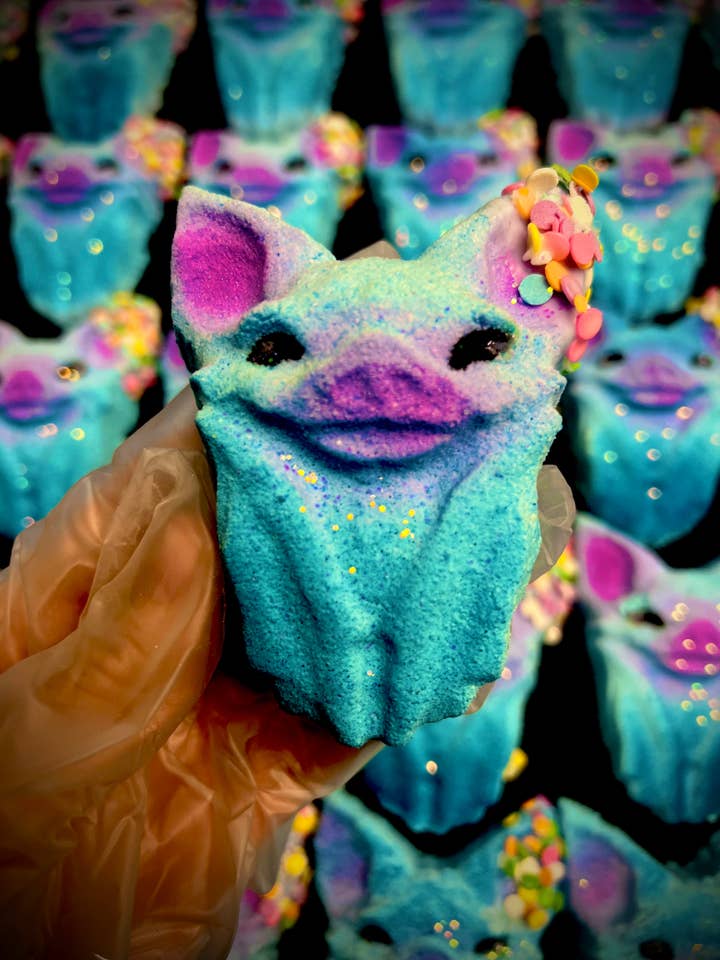 Blueberry Fruit Bat Bath Bomb for wholesale by Man on the Moon Mystics