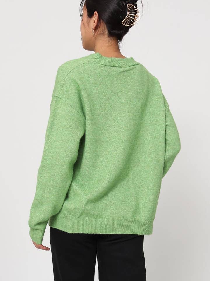 DIX-ONZE - Wholesale Knit Sweater - Women's - V-Neck Sweater – Soft Knit & Comfortable Fit21