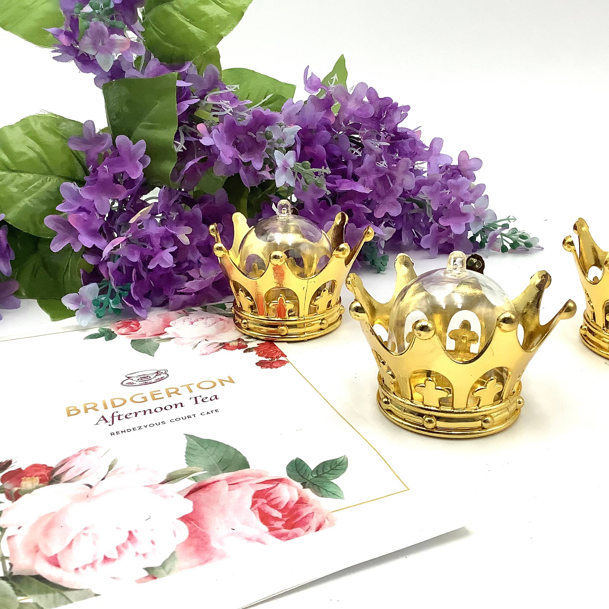 All Little Cute Things - Vente Cadeaux pour invités - Reine d'un jour, friandises de fête Regency bonbons chocolat thé6