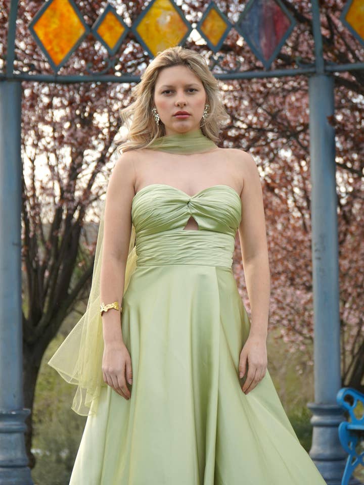 Prinzessinnenkleid PL2266 für den Großhandel von Invitadissimas