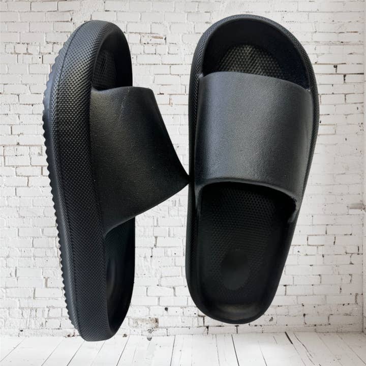 JOJ MAKLY Wholesale - Wholesale Slides - Men's - 24‑Pair Wholesale Men’s EVA Pillow Walk Slides –US 7-121