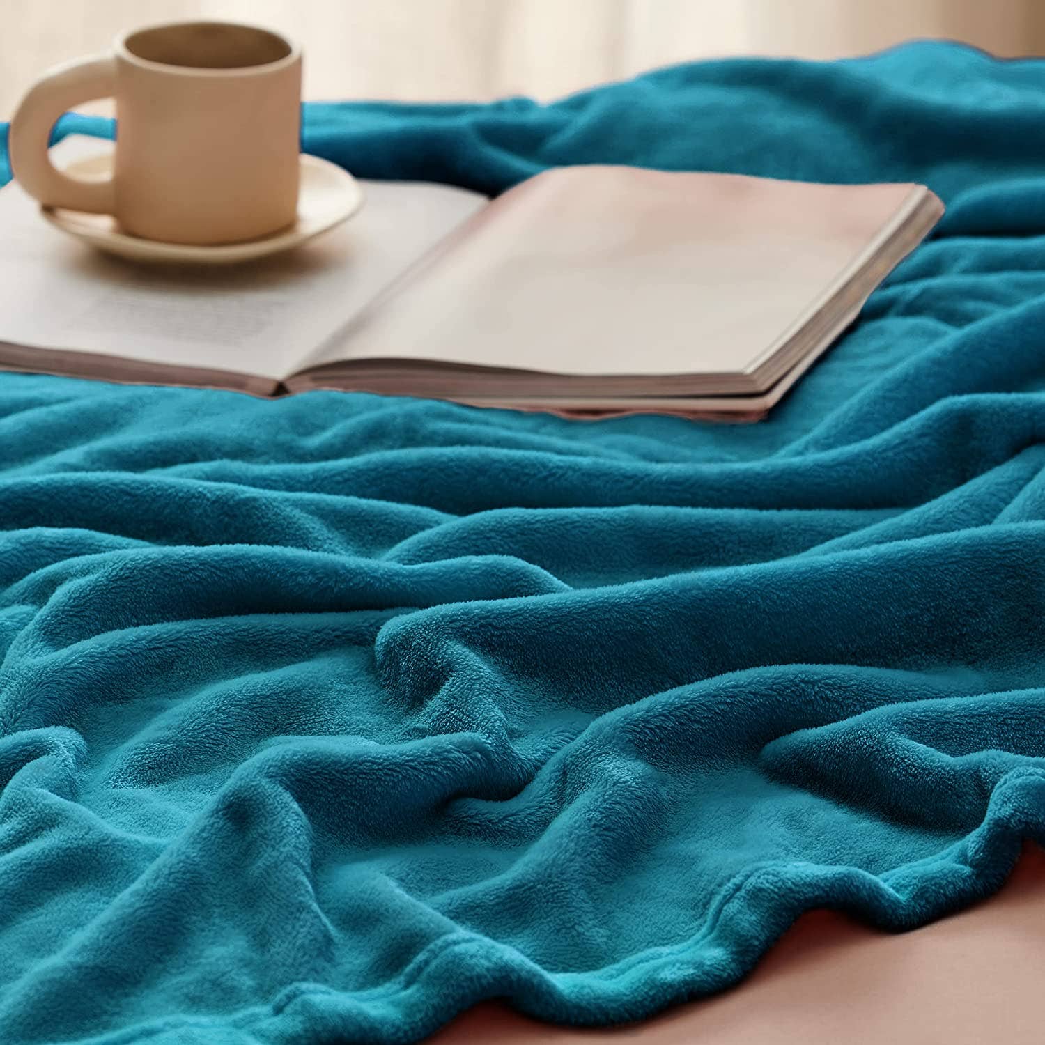 BOD HOME - Wholesale Throw Blanket - PETROL BLUE SOFT BLANKET0