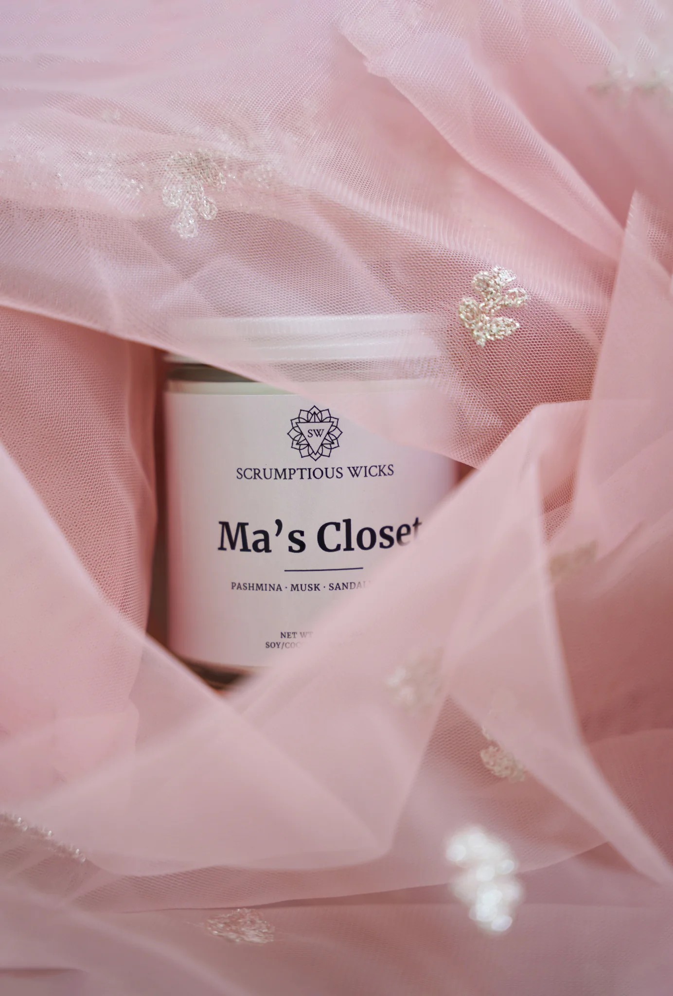 Scrumptious Wicks - Wholesale Jar/Filled Candle - "Ma's Closet" 7.5oz soy/coconut wax glass jar candle1