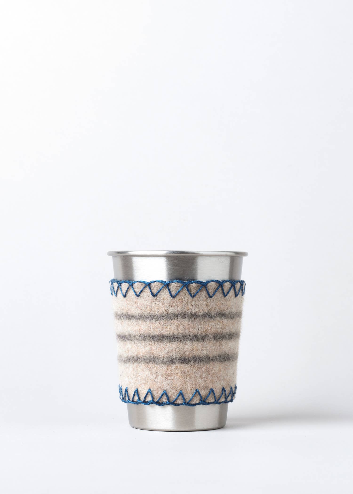 Citizen Burro – Großhandel Trinkglas/Tasse – Kleiner Stahlbecher mit Merino-Hülse, 12 oz3