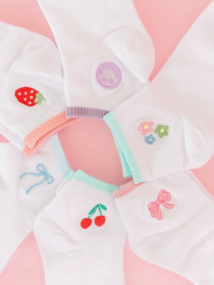 Rock Paper Scissors - Wholesale Socks - Women's - Women's Embroidered Ankle Socks