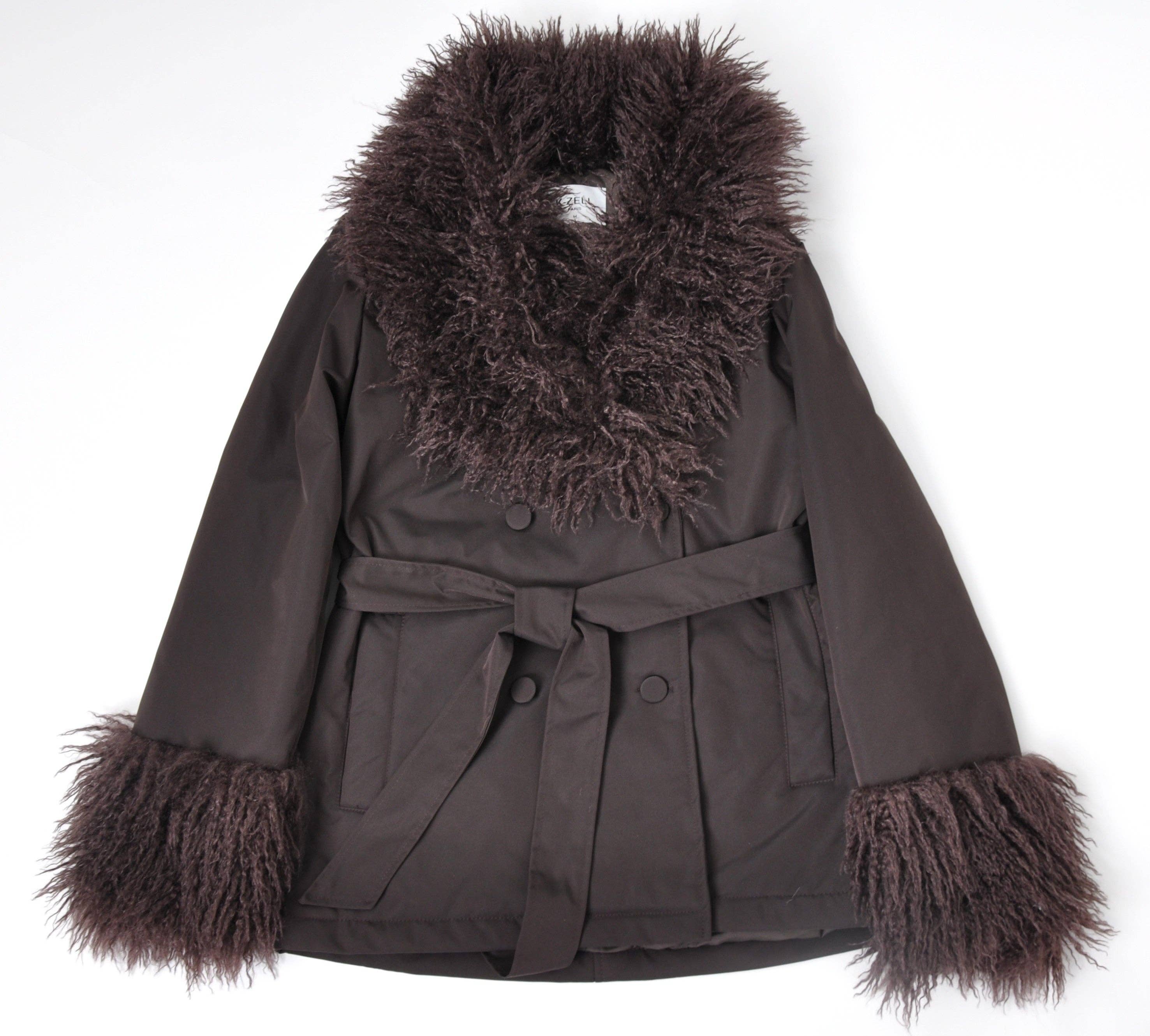 KZELL PARIS – Engroshandel Pels-/kunstpelsfrakke - Dame – FRACKE MED KRAVE AF FALSK MONGOLSK LAMMEPELS8