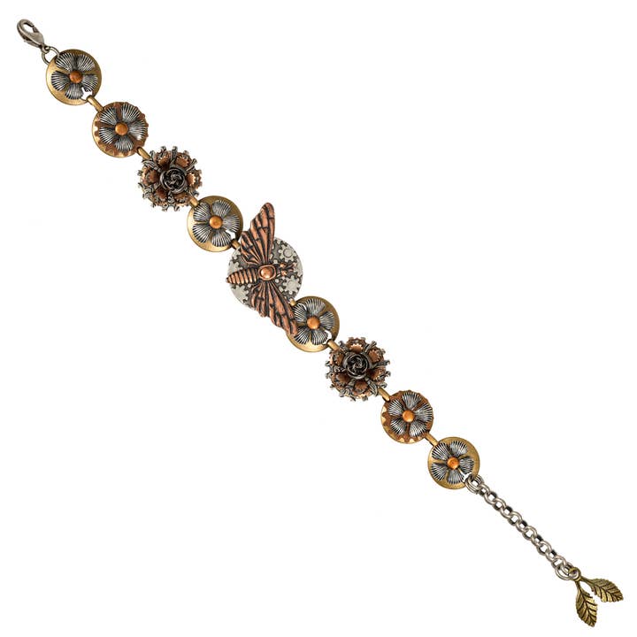 Steampunk : La lumière dans le noir Bracelet Steampunk pour la vente par NoMonet