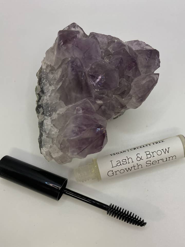 Sérum pour la croissance des sourcils et des cils pour la vente par heiDIYhandmade