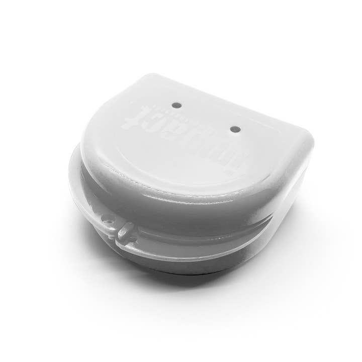 Impact Mouthguards - Wholesale Sporting accessories - Sturdy AntiMicrobial Mouthguard Case- Red1