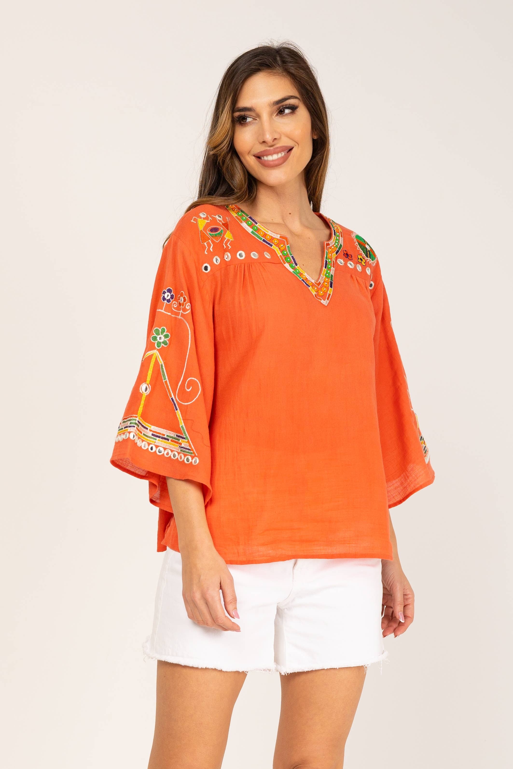Peace & Love (CALAO IMPORT EXPORT S.L.) - Wholesale Blouse - Women's - PLAIN EMBROIDERED BLOUSE PR9011B9