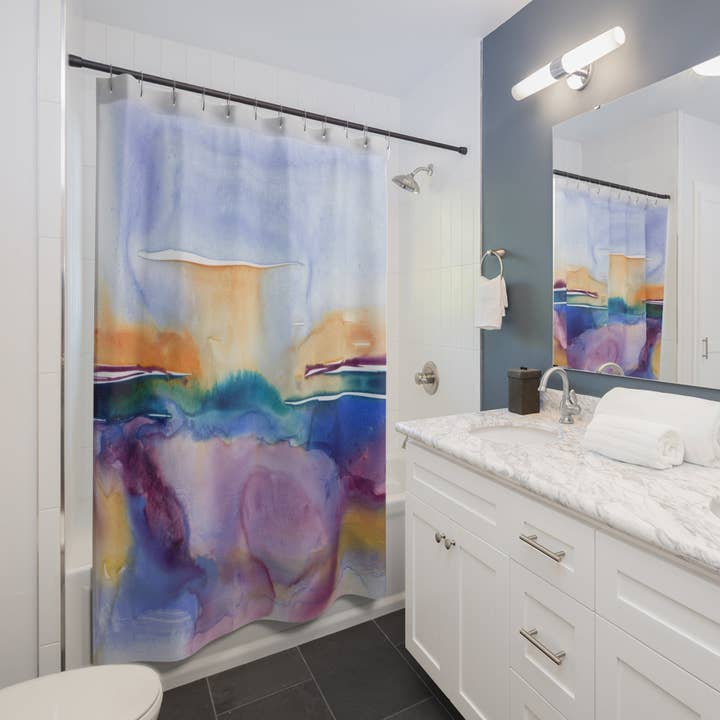 Cortina de ducha Persuasion de color azul cristalino para venta al por mayor de Brazen Design Studio