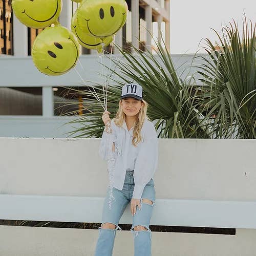 MM Designs – wholesale Truckerkeps – Dam – TYJ- Tack Jesus Trucker Hat2