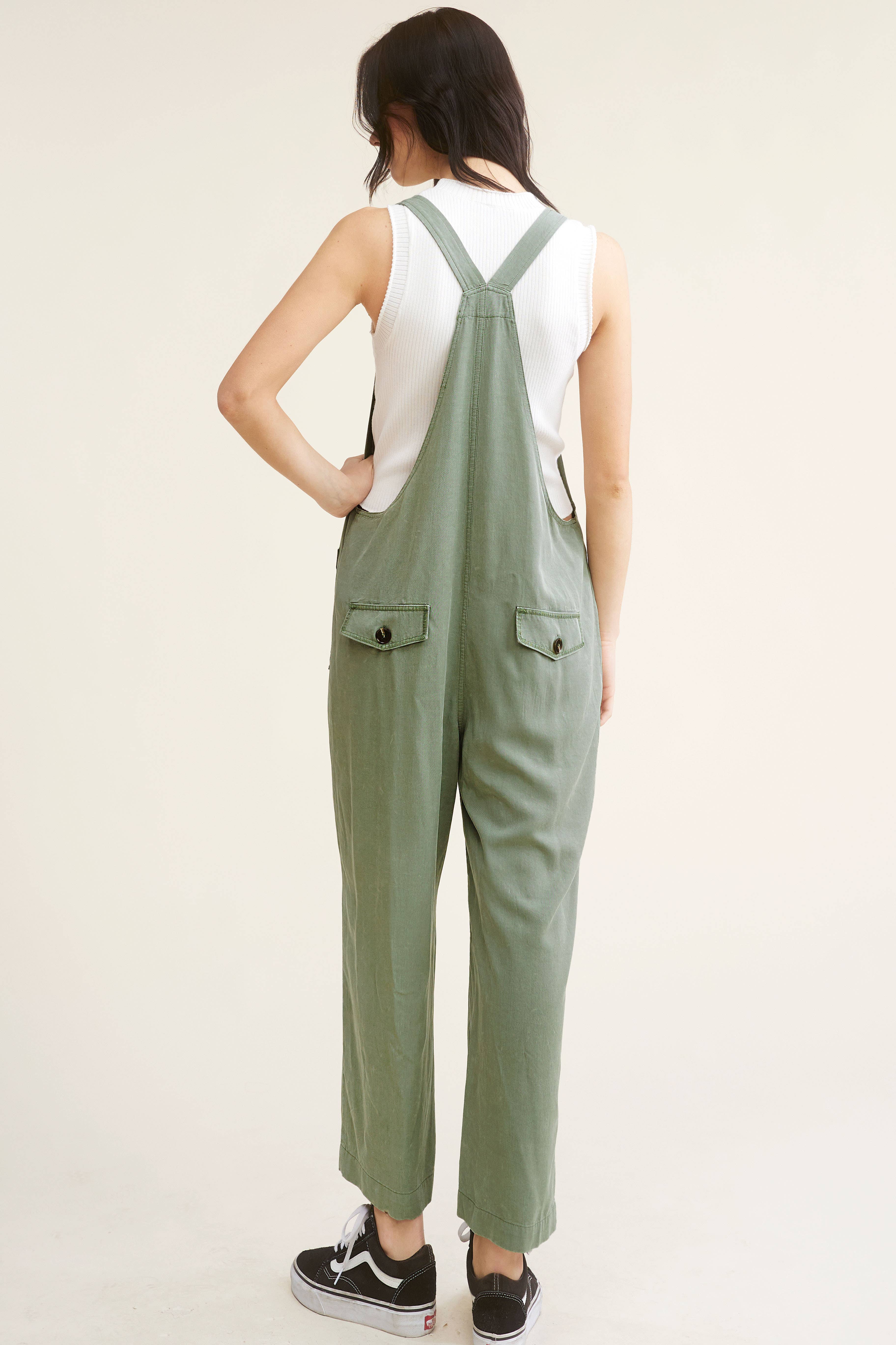 La Miel – Großhandel Jumpsuit – Damen – MCD9320 Mineral Washer Overall mit Taschen in lockerer Passform5