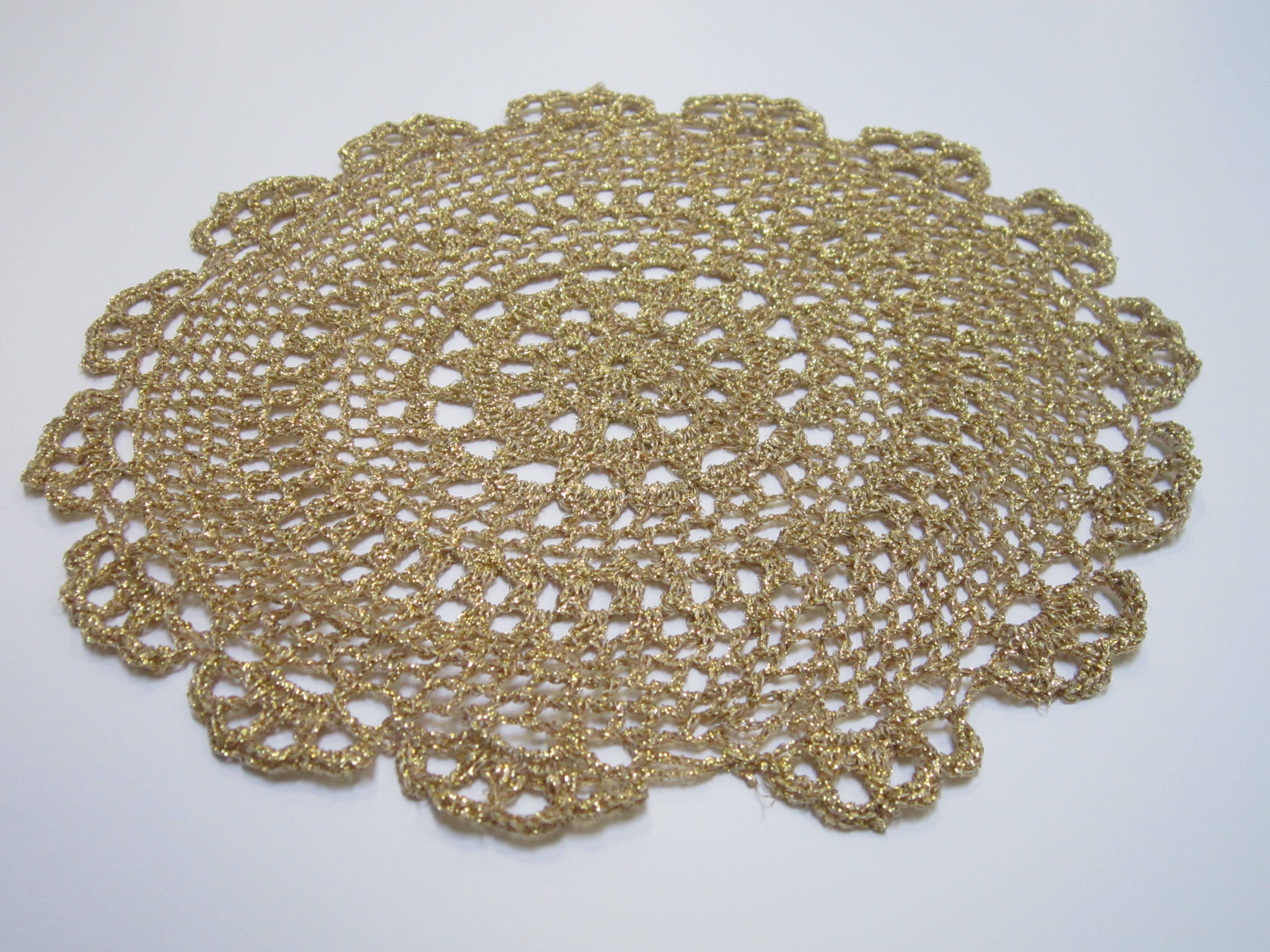 Peking Handicraft - Wholesale Doily - Annie’s Treasures Doilies "Pacifica" 10" Round1