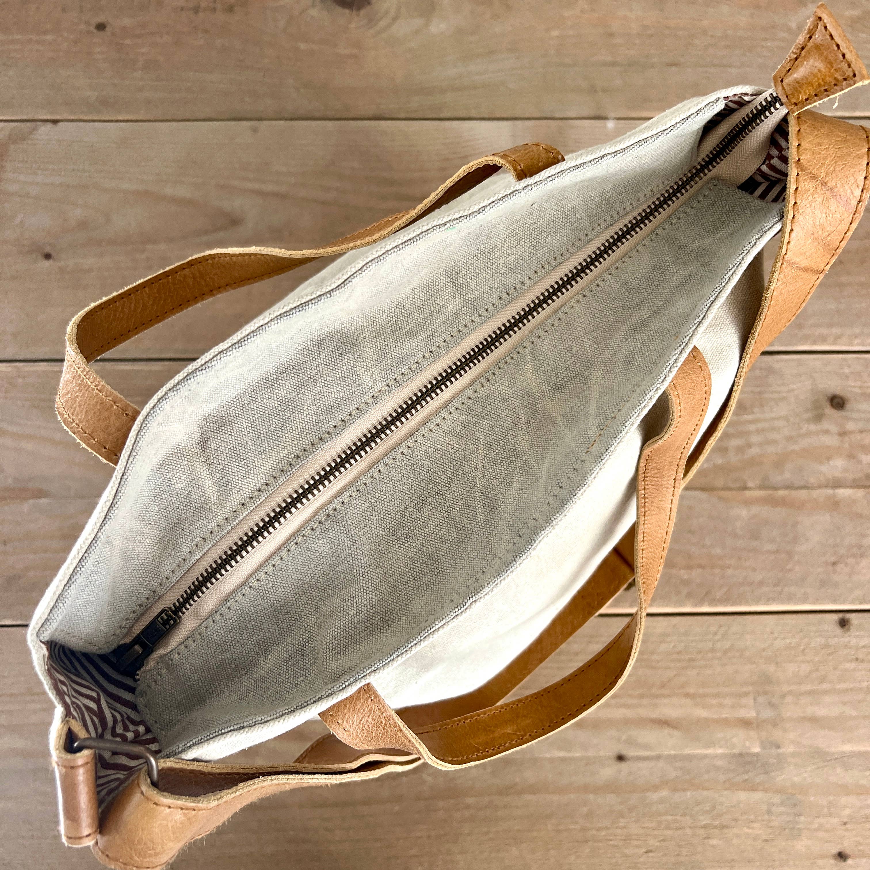 Liefe NL - Wholesale Shoulder Bag - Women's - BucketBag (light canvas) - raw NEW7