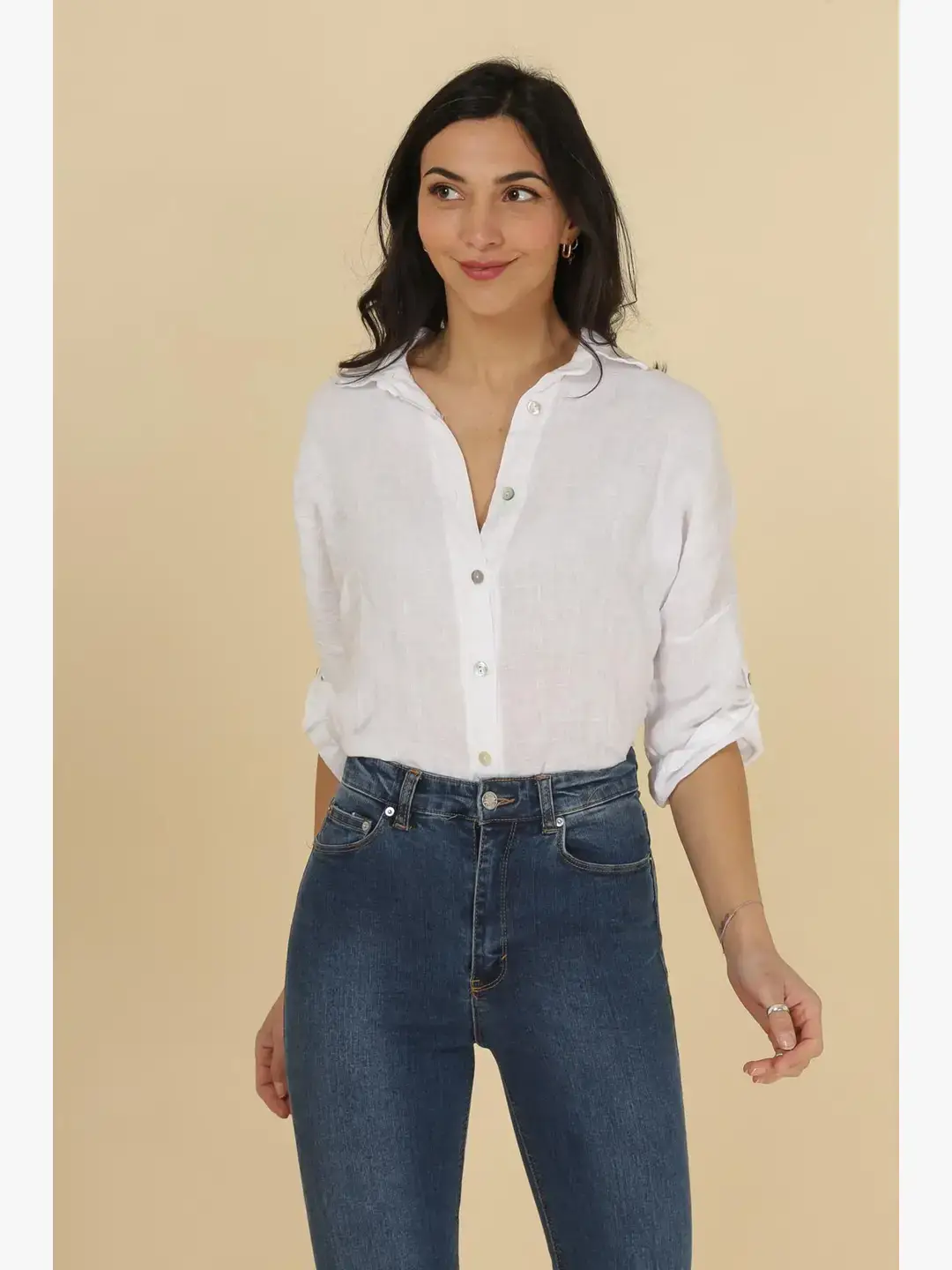 la maison des fibres naturelles – Engroshandel Skjorte med buttondown – til kvinder – Stor skjorte med lige snit i store størrelser 20090 100% hør0