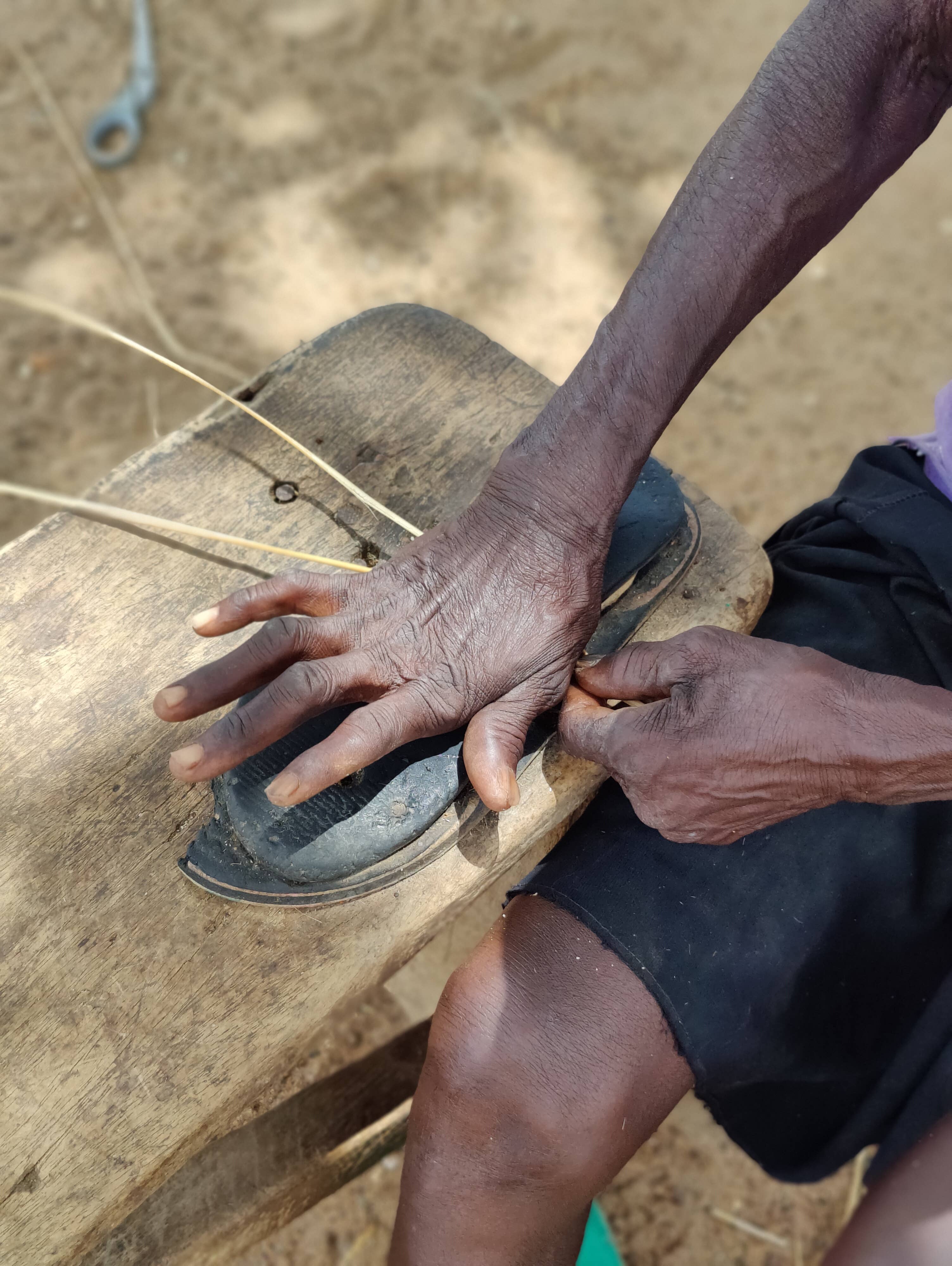 SOLOKO – wholesale Korg – Enyo flätad korg | Förvaringskorg | Handgjord i elefantgräs4