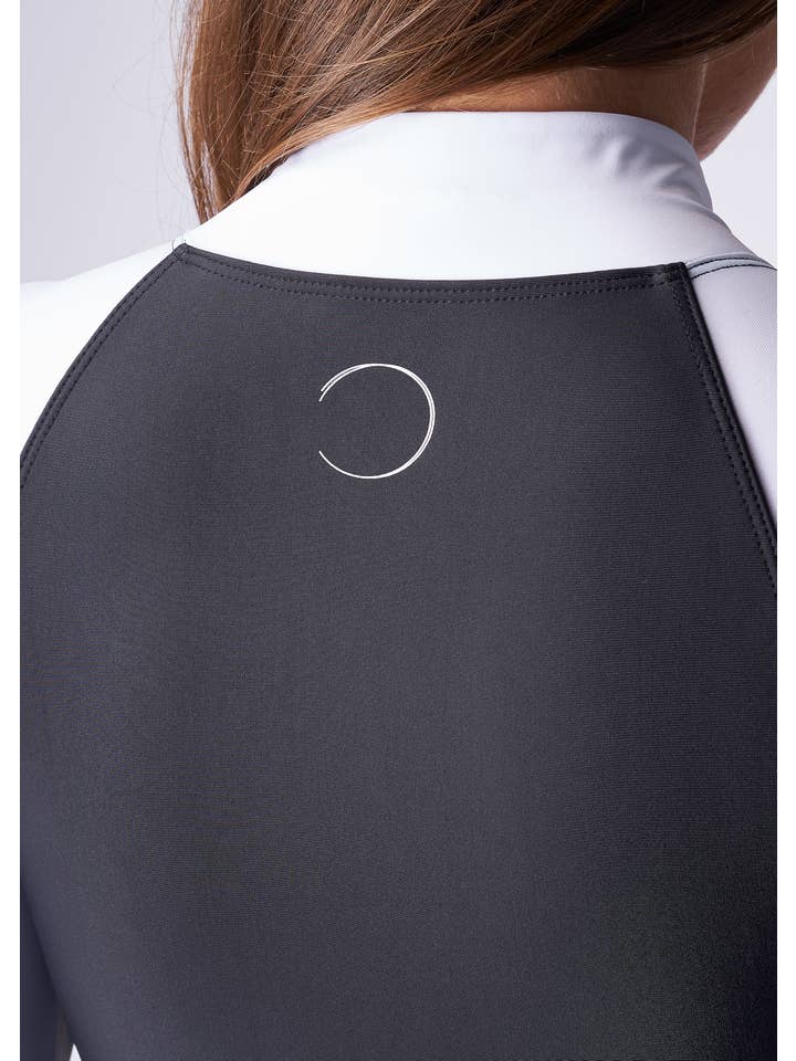 SAVE THE WAVE - Wholesale One Piece Swimsuit - Women's - Second-skin surf suit - "Beach break"4