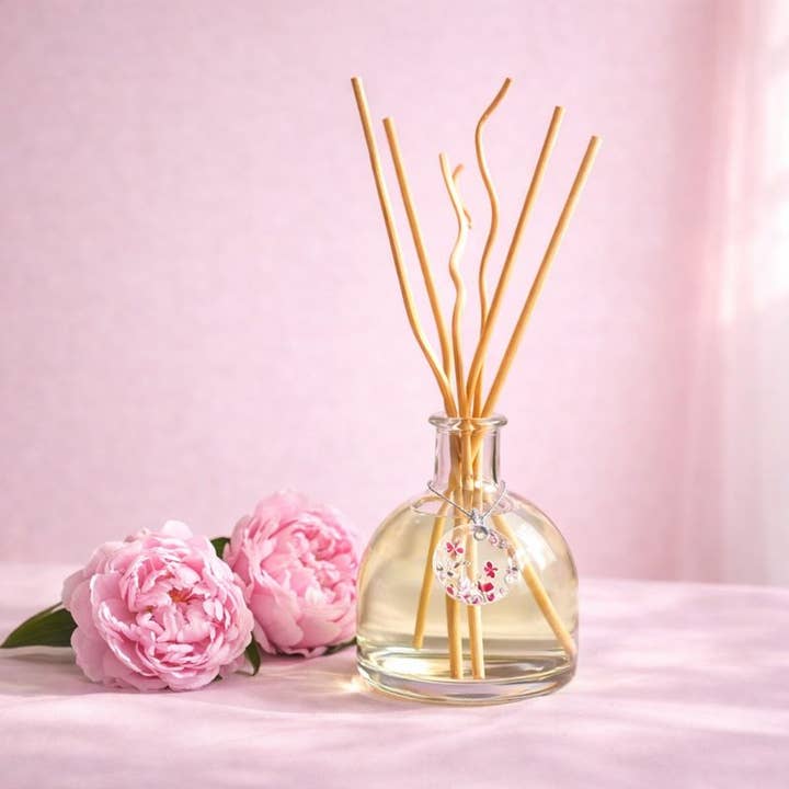 LOVE Reed Diffuser | 190ml | Peony Rose & Musk for wholesale by Lys Coccinelle Fragrances