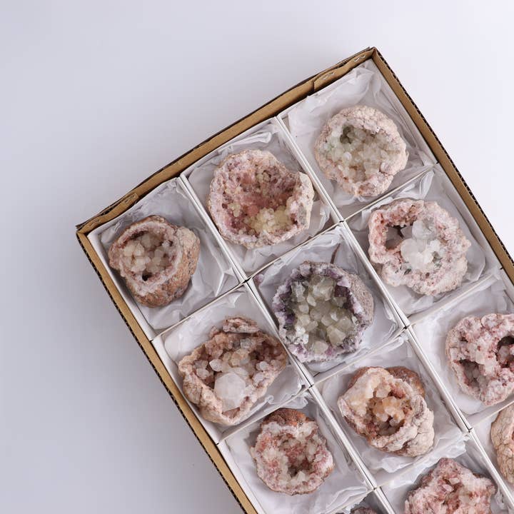 Mi Esperanza Minerals - Wholesale Spiritual Stone/Crystal - Pink Amethyst Set of 12