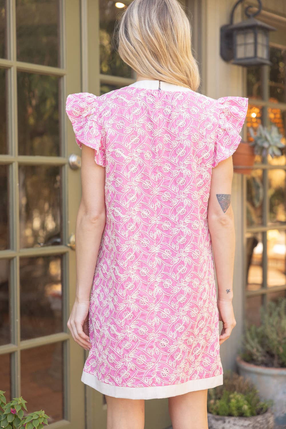 VOY – Vestido - Mulher por atacado – Vestido com mangas babado bordado e fita contrastante9