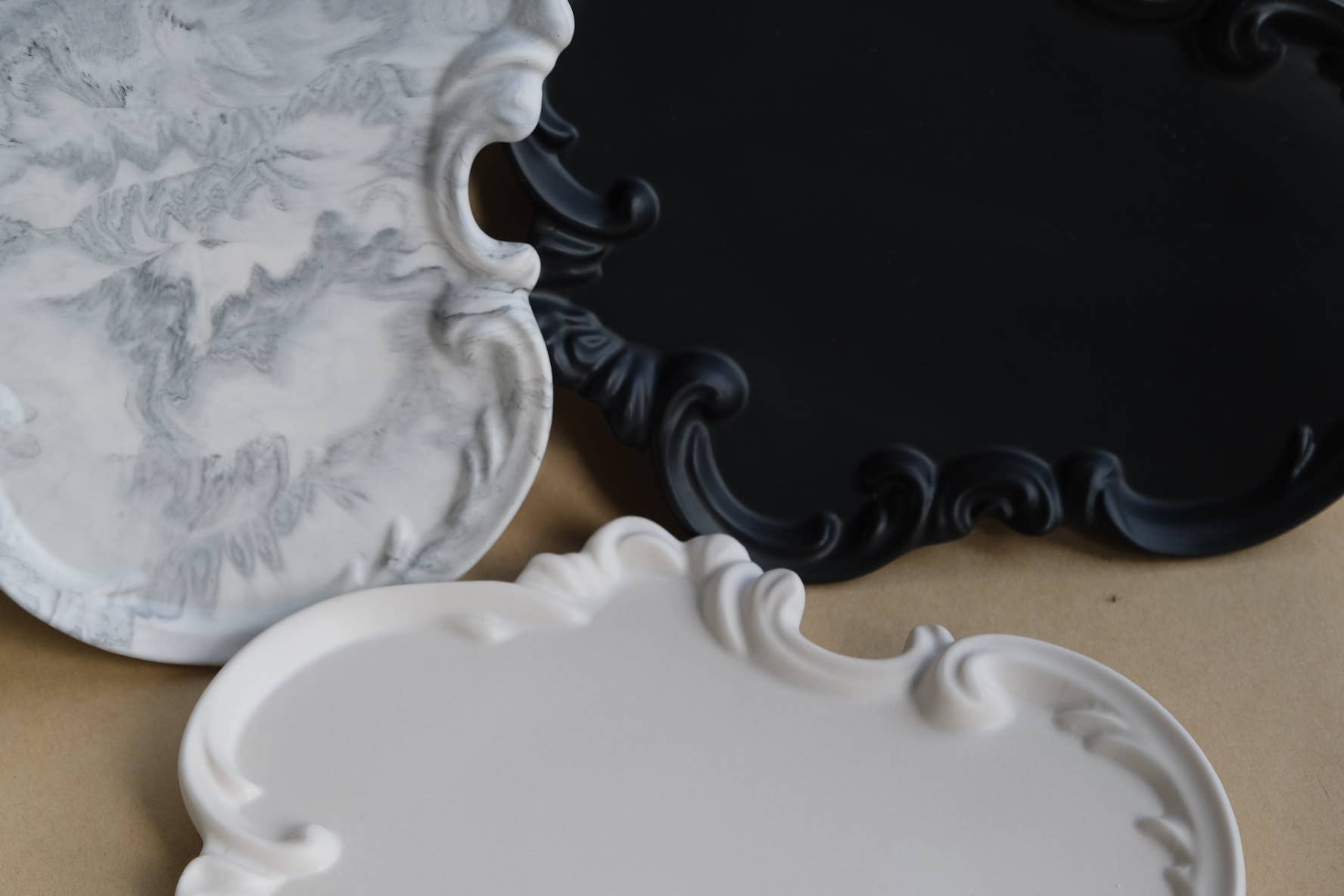 ECLAT DE L'AUBE – wholesale Decorative tray – Decorative tray in Jesmonite - Vintage II2