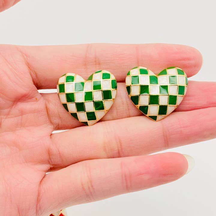 Mio Queena - Wholesale Stud/Post Earrings - Enamel Plaid Heart Stud Earrings1