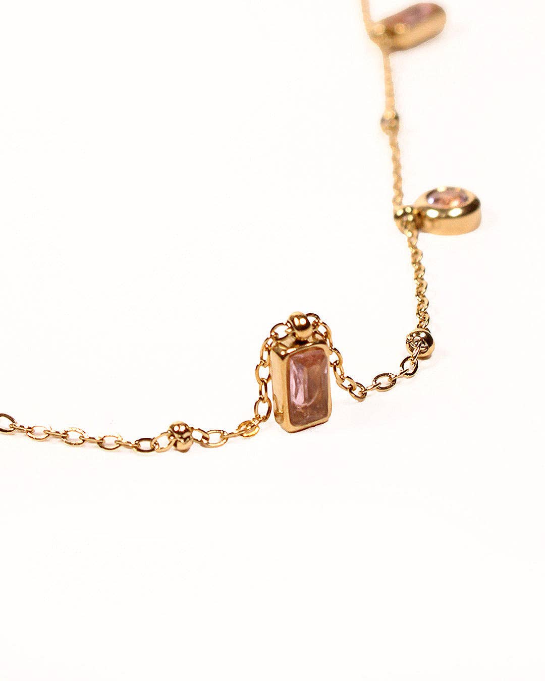 VESIICA JEWELRY - Wholesale Pendant/Charm Necklace - Collar Laure1