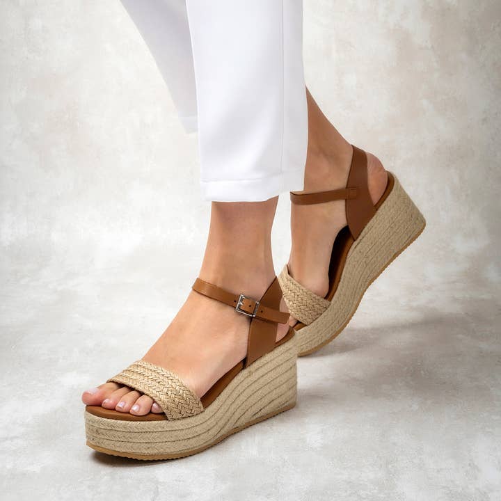 Conil Naturlig Rafia för wholesale av Menina Step