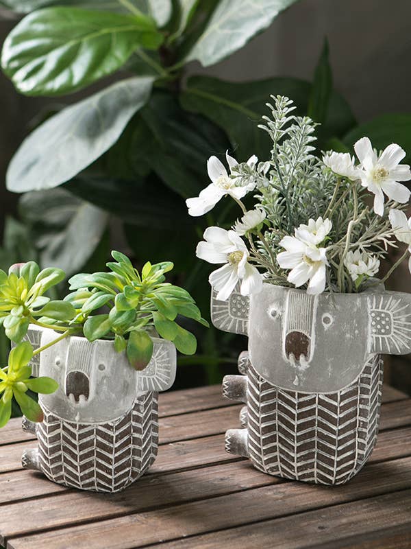Cement Koala plantenbak voor wholesale door Vagabond Vintage