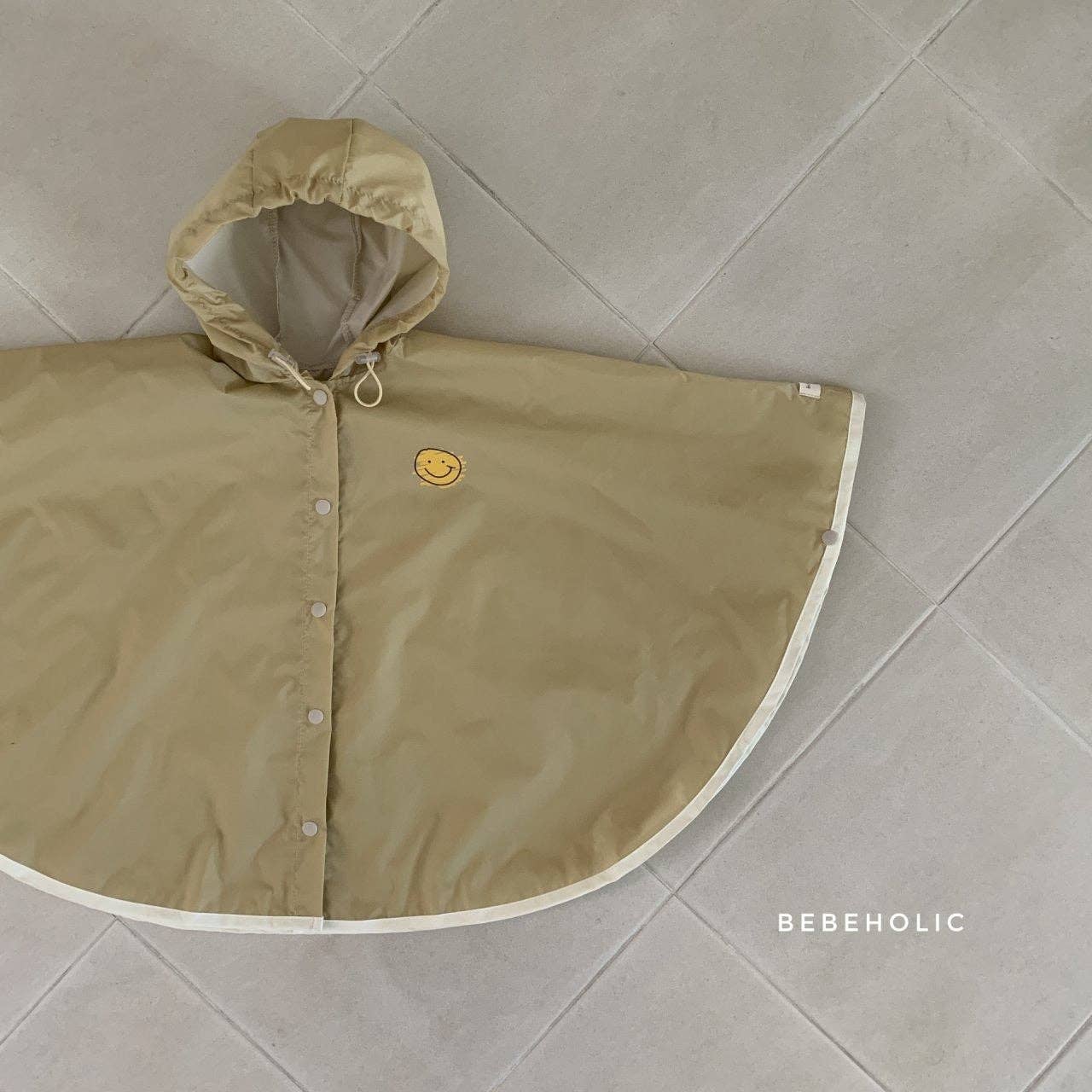 Cozy Kidz - Wholesale Raincoat - Kids - Smiley Raincoat 6m-24m - The cheerful rain poncho for little explorers4