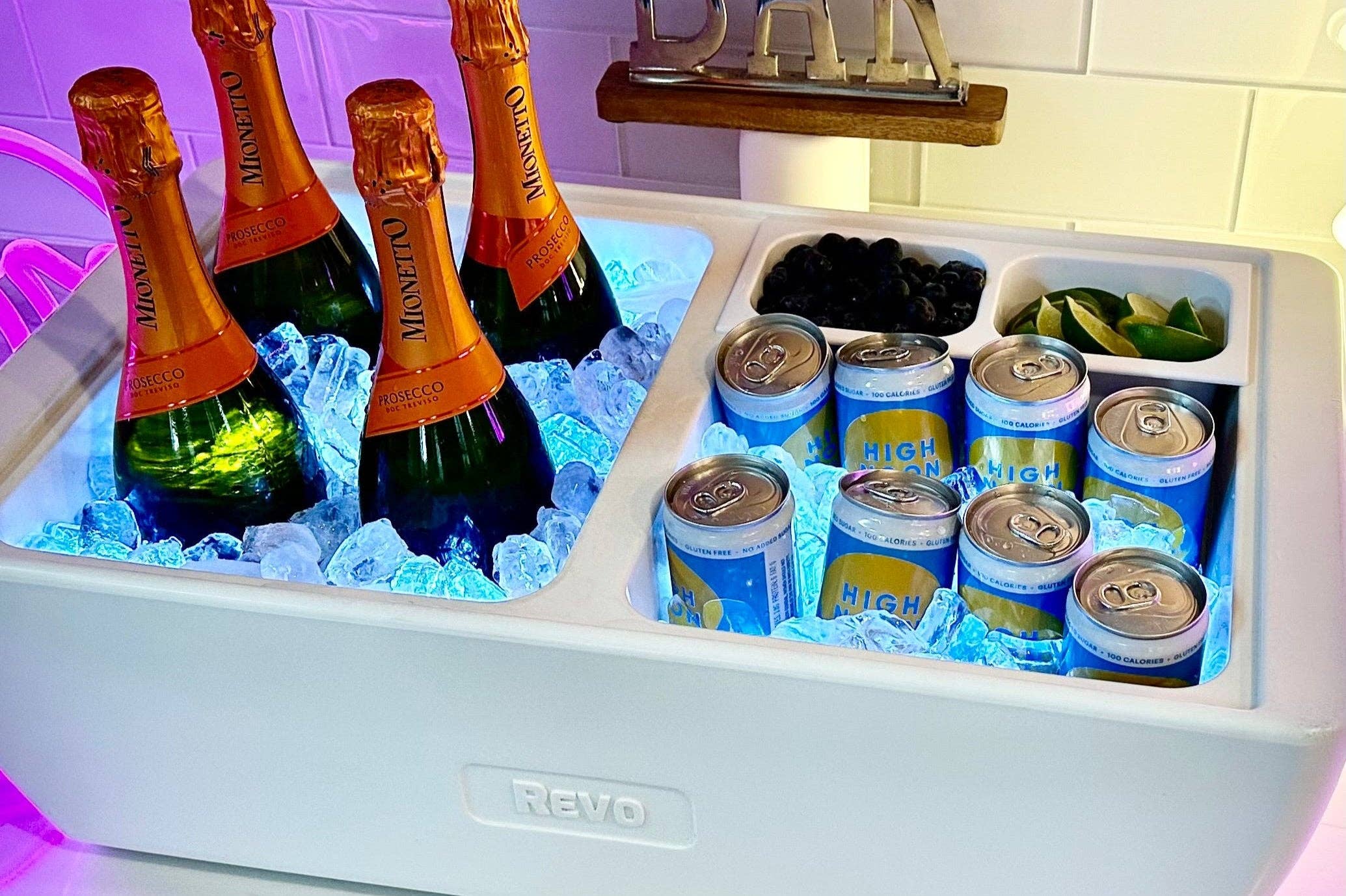 REVO Coolers - Vente Jouet lumineux – enfant et bébé - REVO Cube à Glace Lumineux à LED Blanc™ | 12 Pk1