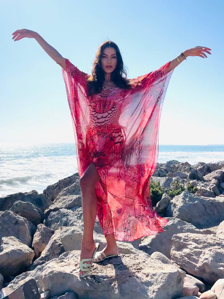 Maxi-Kaftan mit Schlitz für den Großhandel von Lotta Stensson