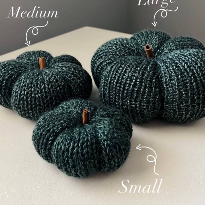 Another Row - Wholesale Decorative Tabletop Object - Knitted Pumpkin - Dark Green3